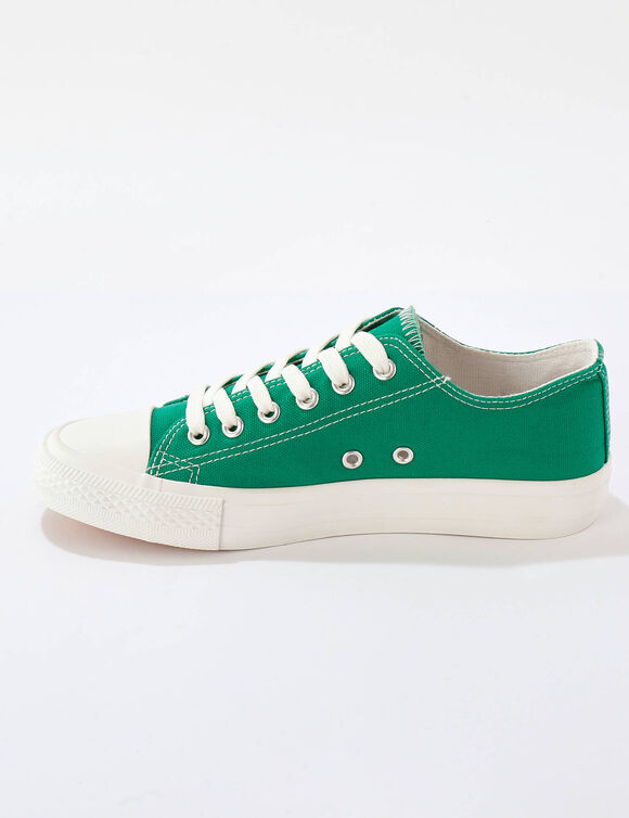 Sneakers in canvas, met veters (groen) Sneakers in canvas, met veters (groen)